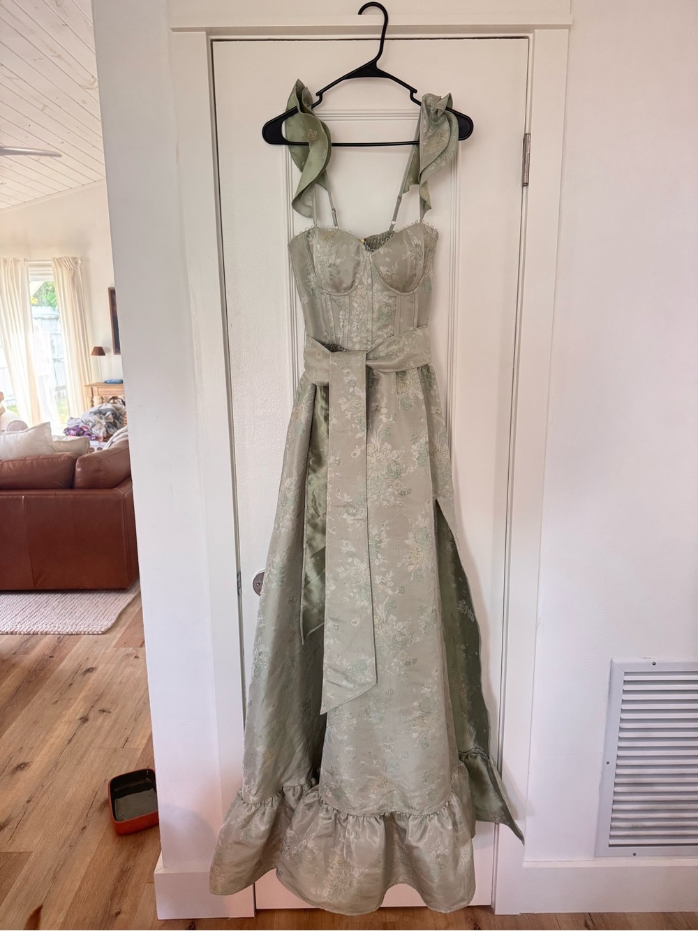 V. Chapman Veronica Sage Green Corset Ruffle Side-Slit Dress (Size 4) NWT - Picture 7 of 8